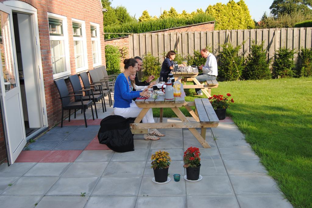 Duinoord Oostkapelle Bed & Breakfast Exterior photo
